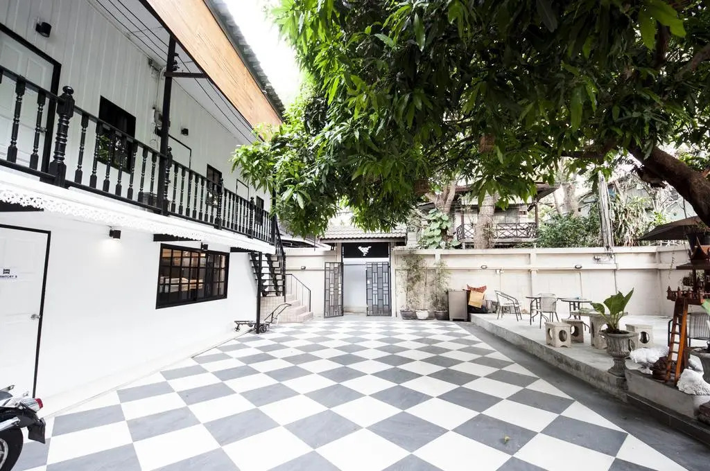 Oh Compound Hostel