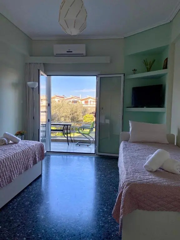 Mpanos Sea Apartment 1