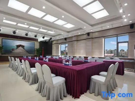 Mehood Theater Hotel