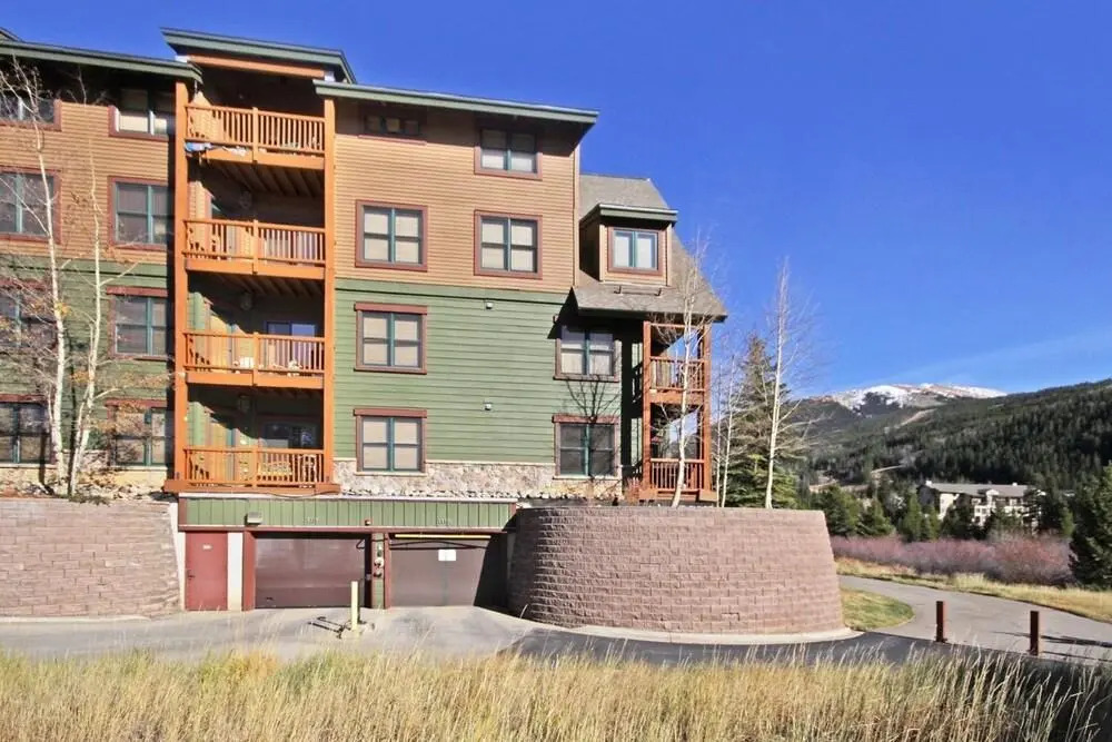 2658 Tenderfoot Lodge 2 Bedroom Condo by Redawning