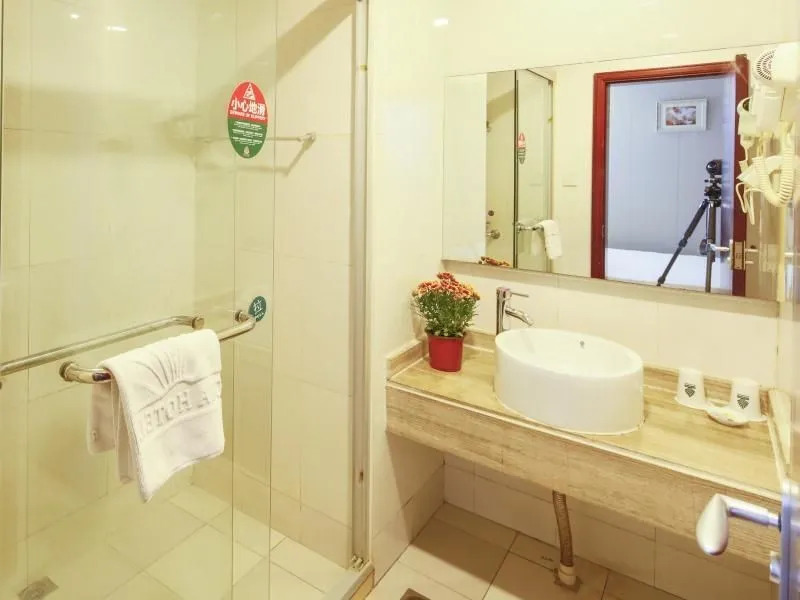 GreenTree Alliance Shanghai Railway Station QiuJiang Road Hotel