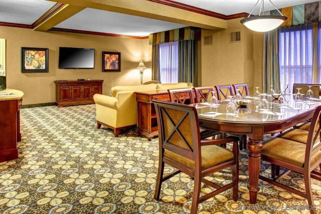Hilton Columbia Center