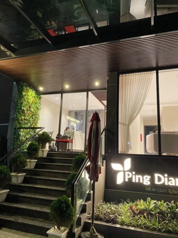 Ping Diamond Hotel Hanoi