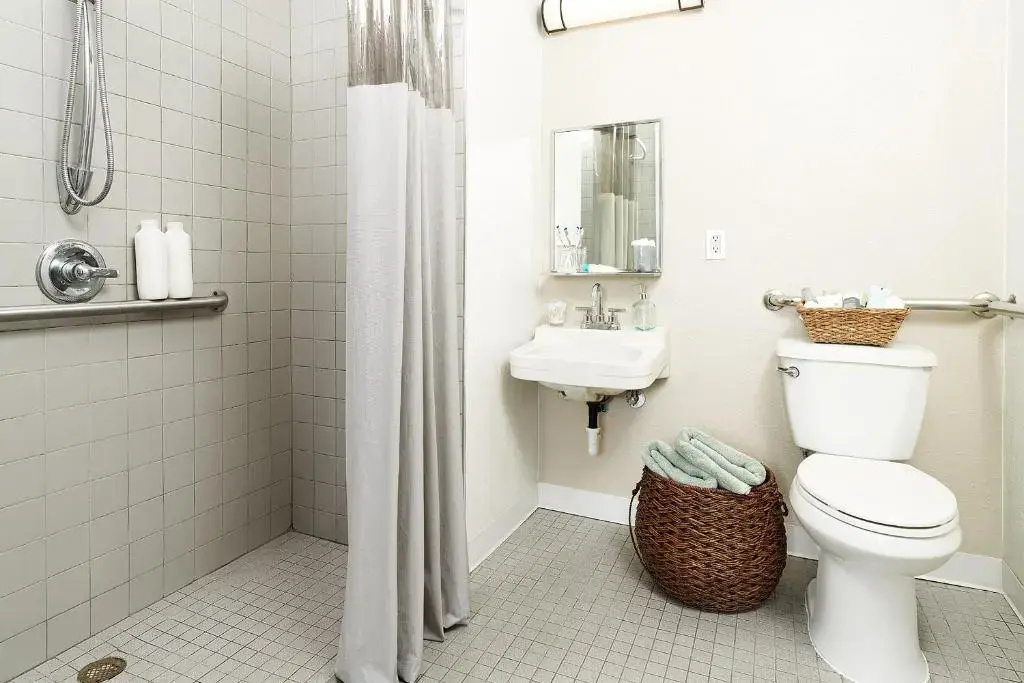InTown Suites Extended Stay Chicago IL - Elk Grove OHare
