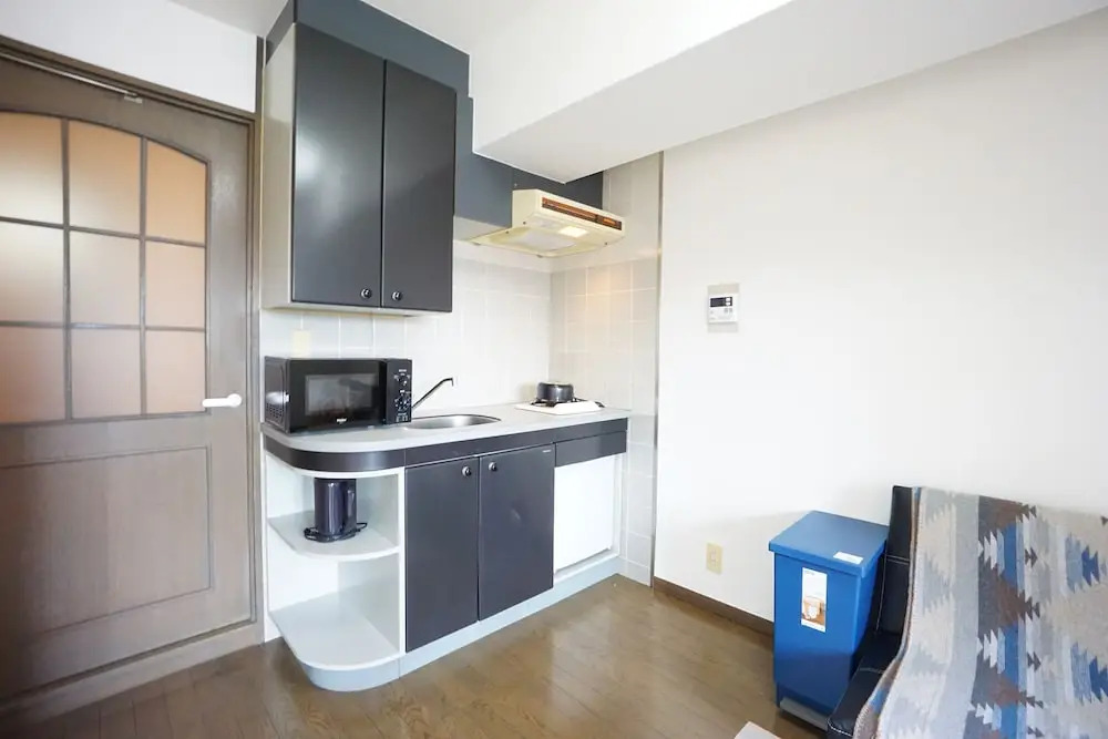 Terry's Apartment Shinsaibashi East I G13B