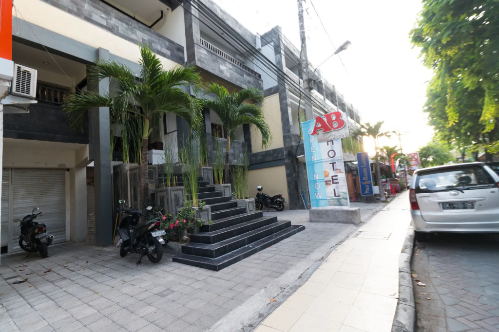 AB Hotel Kuta