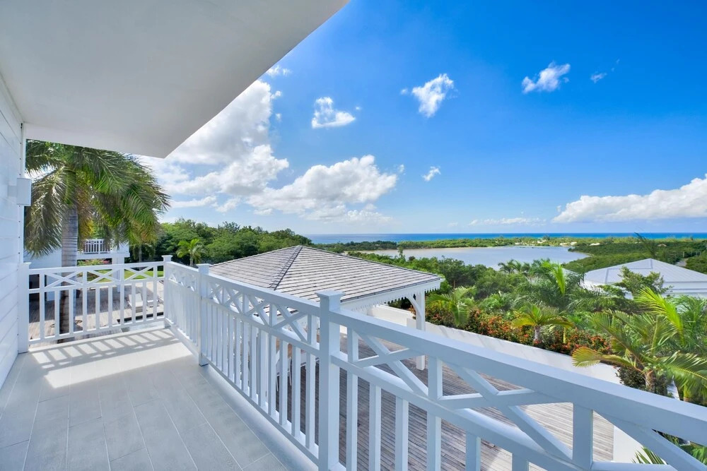 Huge Pool, Ideal for Groups, Exclusive Address, AC, Free Wifi, Sat TV, Views! Terres Basses Area