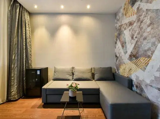 Orange Hotel