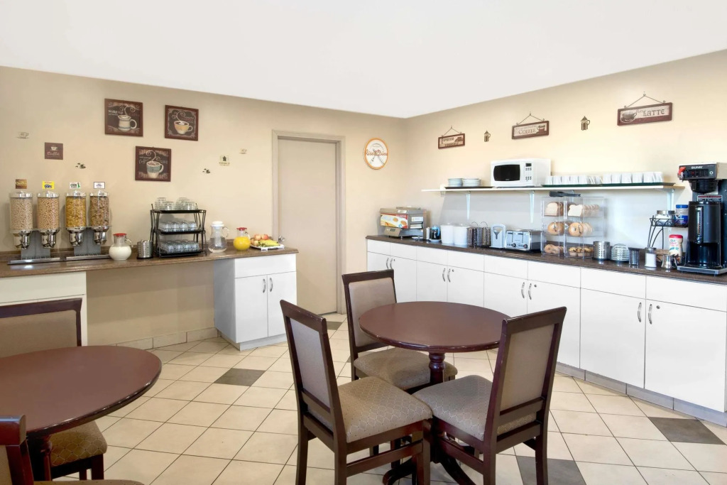 Coast Red Deer Hotel
