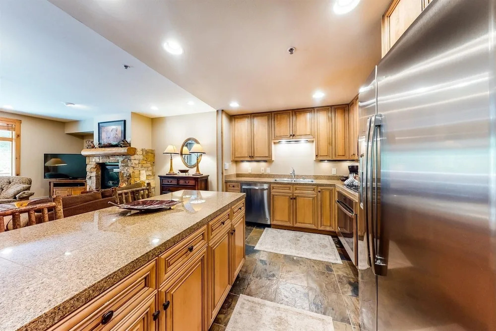2 Bedroom Ski-In, Ski-Out Condo At The Timbers