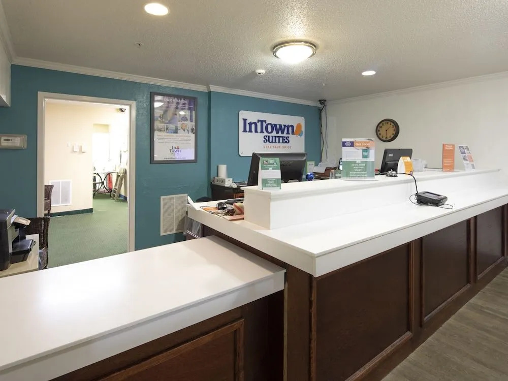 InTown Suites Extended Stay Marietta GA - Roswell Rd