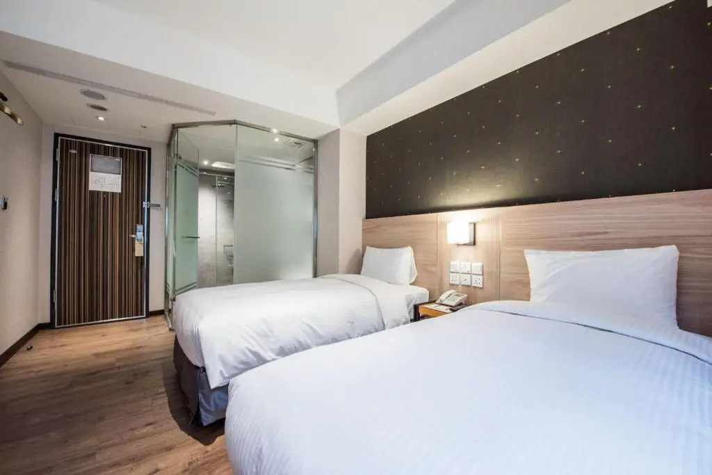 Lucky Apple Hotel