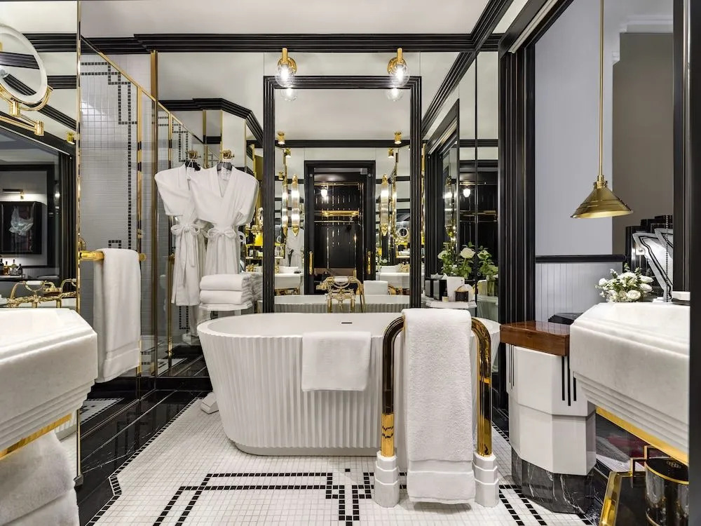 Capella Hanoi