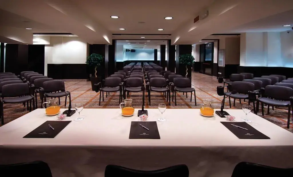 Sardegna Hotel - Suites & Restaurant