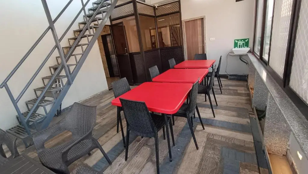 OYO 60873 Hotel Krishna Royal Residency