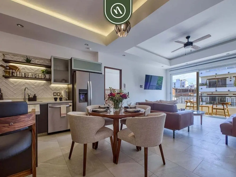 Amazing 2 BR Condo in Versalles - Rooftop Pool