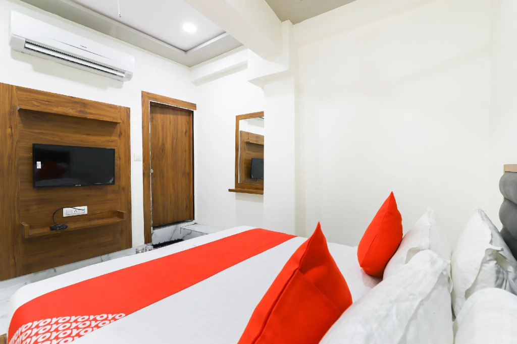 OYO 66216 Hotel Sunrise Inn
