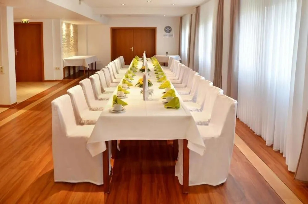 centra Hotel