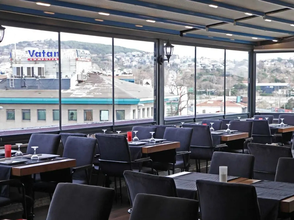 Grand Uskudar Hotel