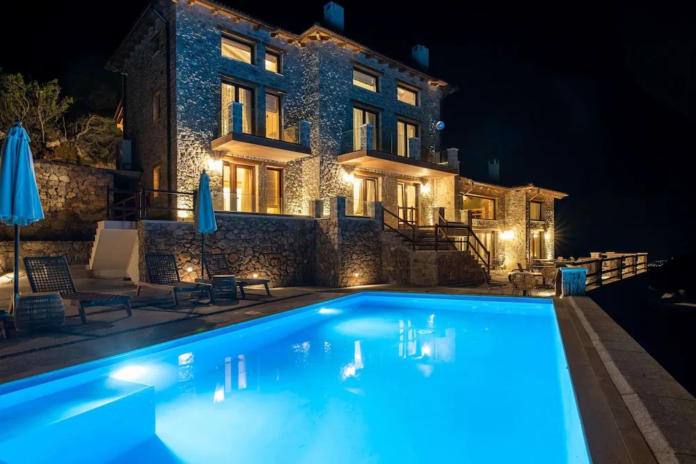 5 Raches Suites