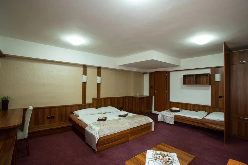 Hotel Kras