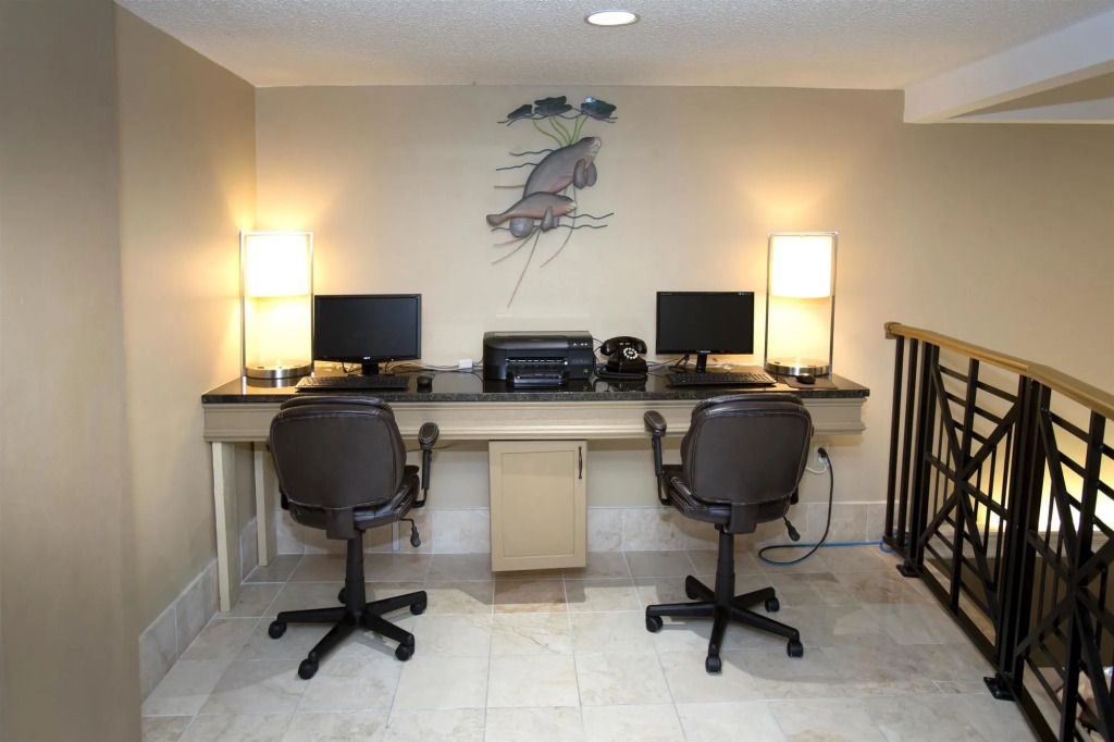 Best Western Plus Ambassador Suites
