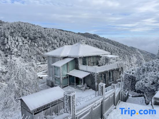 Meet at Lushan · Yunding Villa (Lushan Guling Town Xiaotianchi)