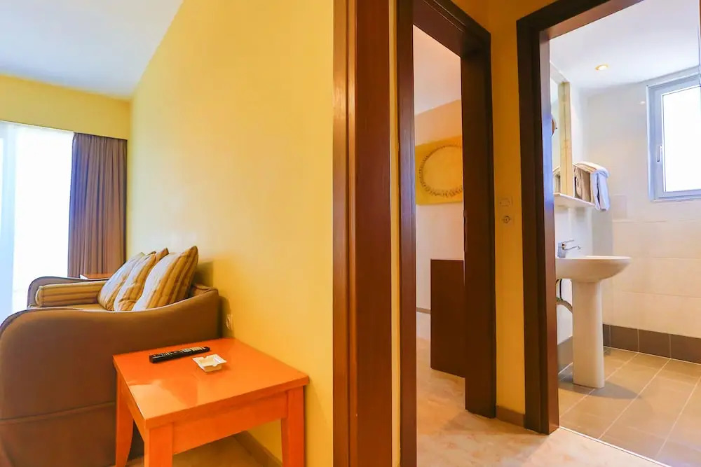 Rhodos Horizon Boutique