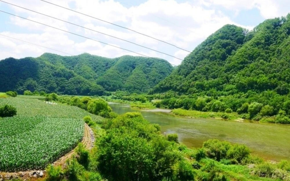Yeongwol Riverside White House Pension