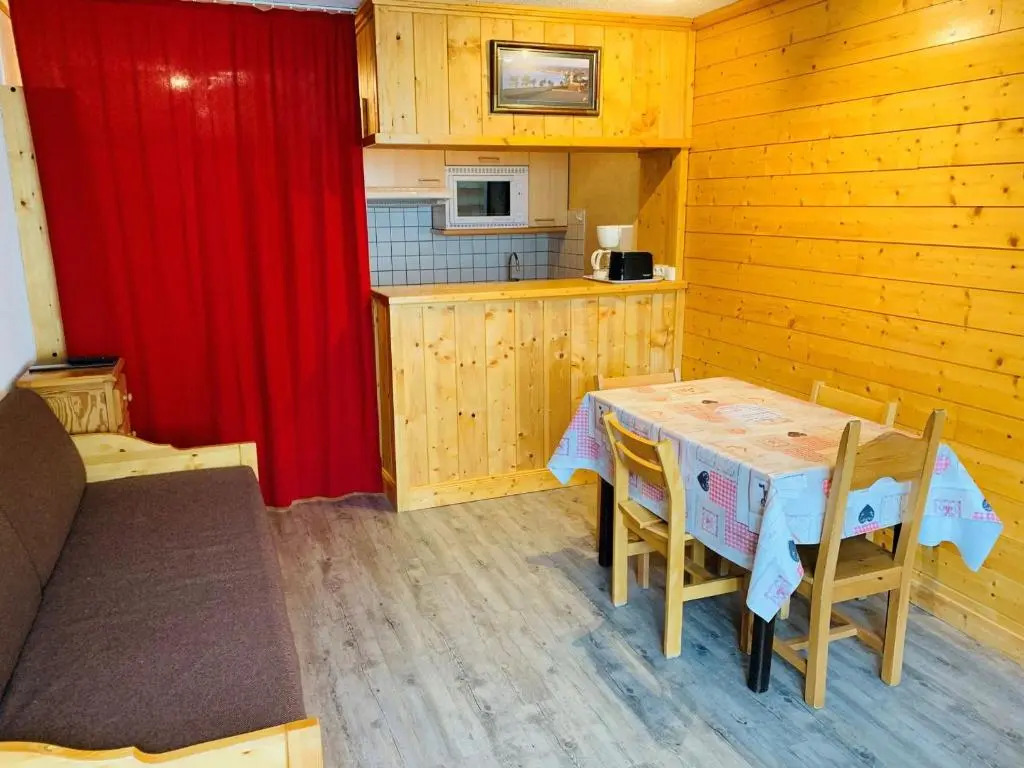 Appartement Tignes, 1 pièce, 4 personnes - FR-1-411-462