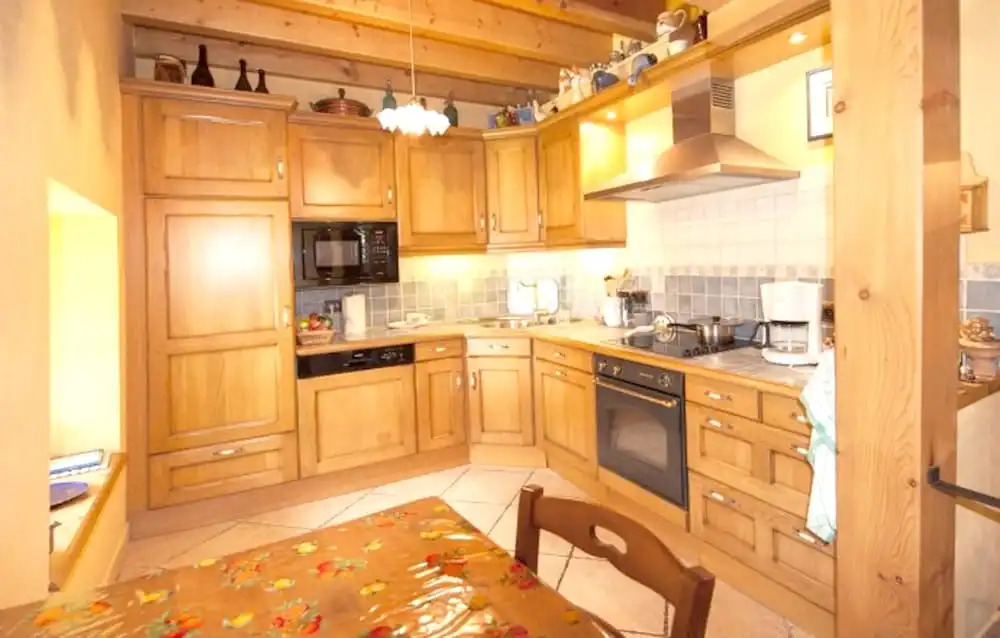 Chalet With 3 Bedrooms in Saint-andré, With Wonderful Mountain View, F