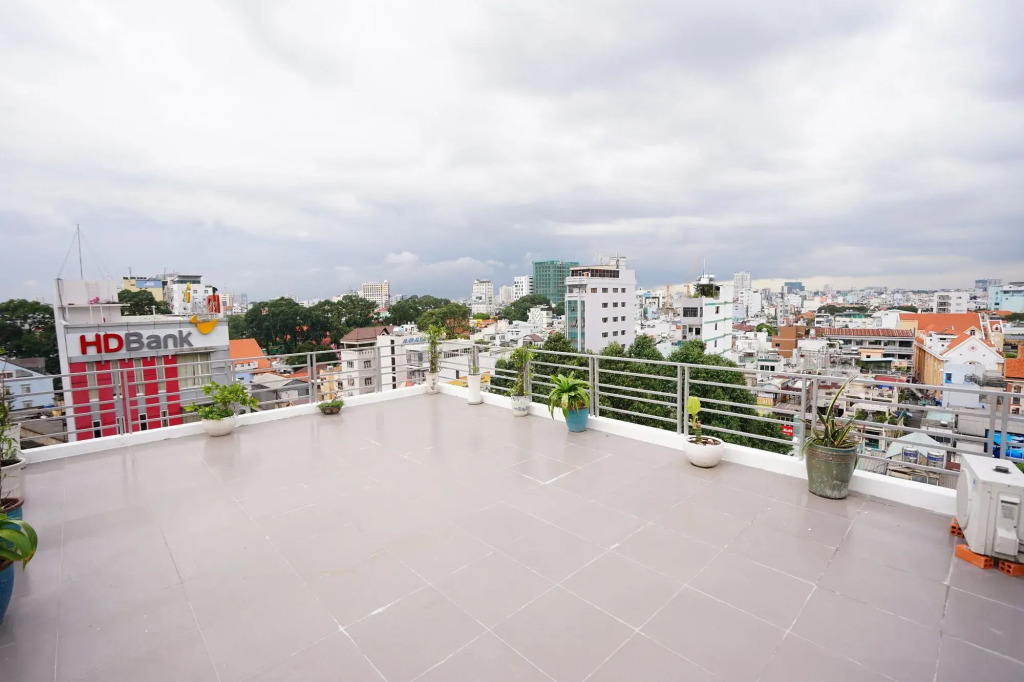 Duy Tan Building
