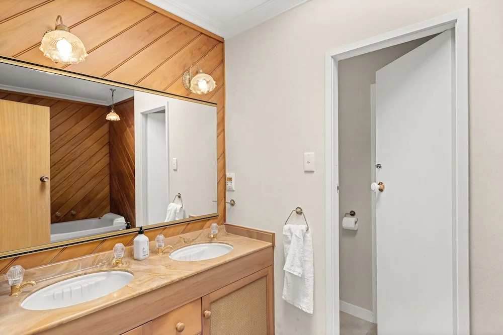 Stay Tauranga Beach House