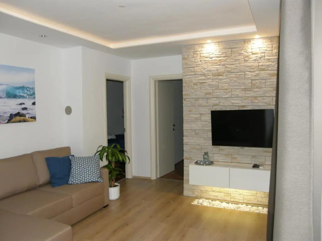Apartments Eta