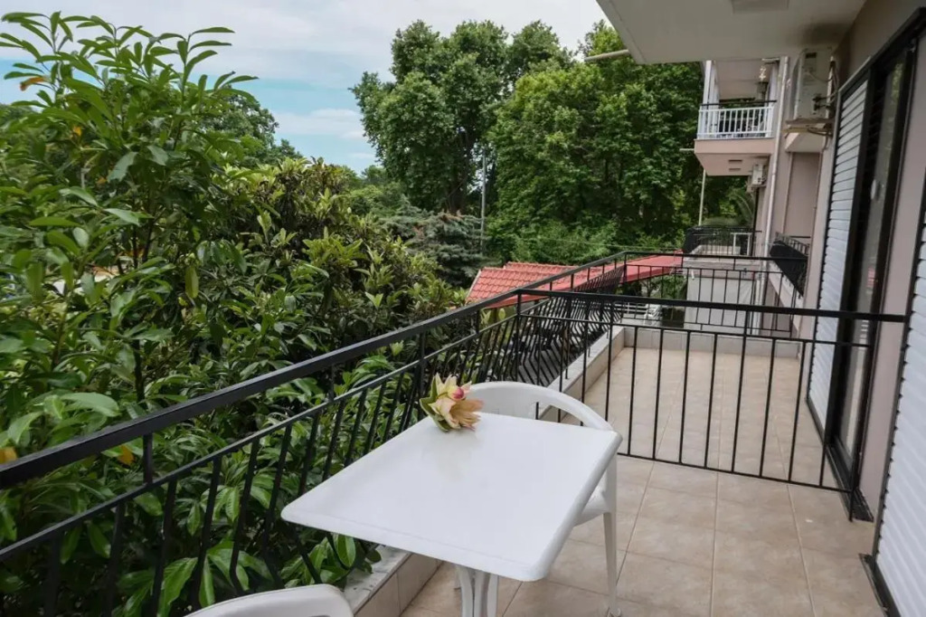 Sintrivanis Hotel
