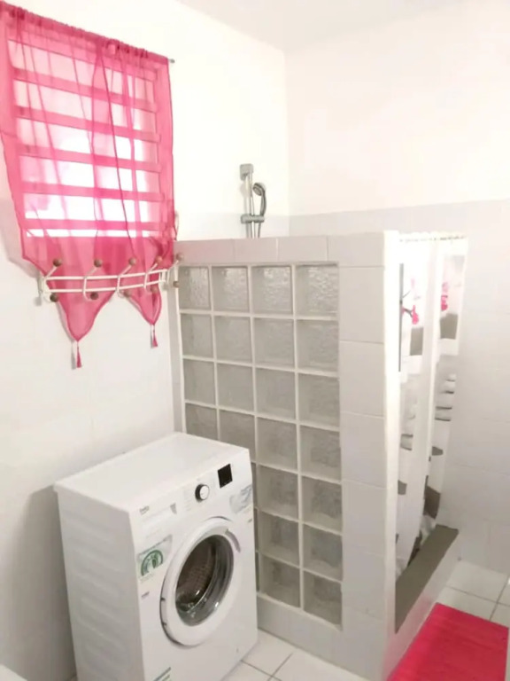 Apartment with One Bedroom in Deshaies, with Wonderful Sea View, Furnished Garden And Wifi - 9 Km From the Beach
