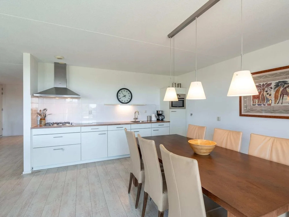 Modern Furnished Apartment at the Foot of Dunes