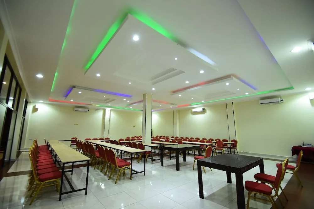 Hotel OK