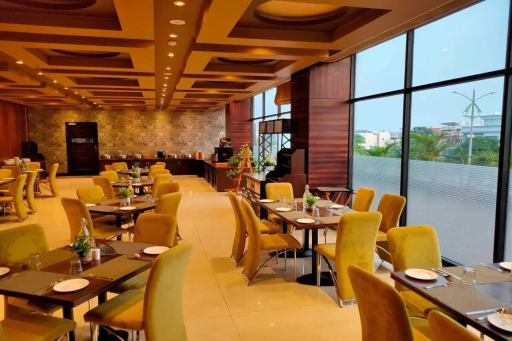 OYO 10192 Hotel Vista Residency