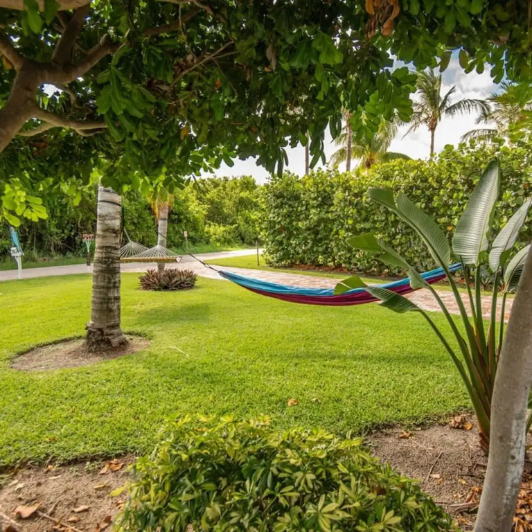 Fort Pierce - 2BD 2BA Tropical Surfside Retreat