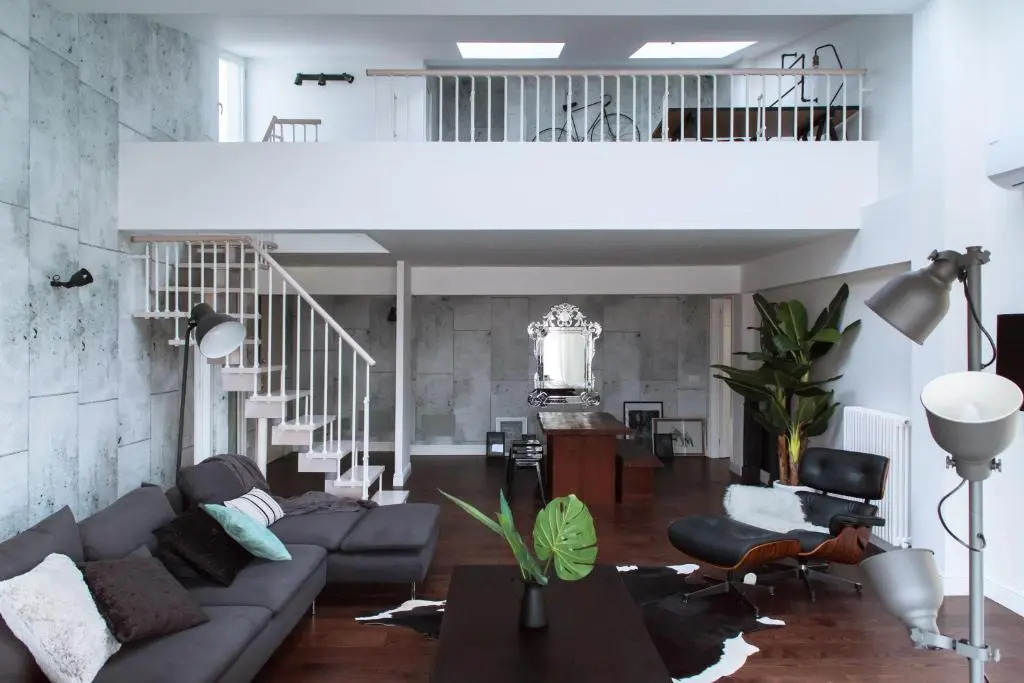 Industia Loft Apartment