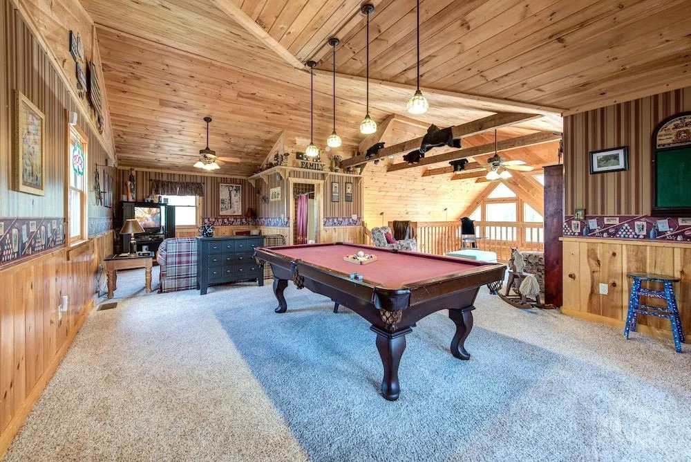 Lazy Cub Lodge