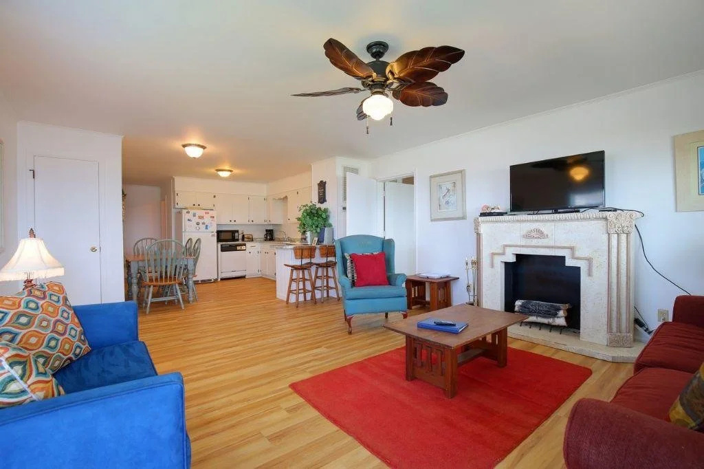 4 Crabs By The Sea - 6 Br Home
