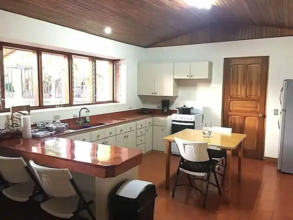 La Casa de Cariari Al Golf