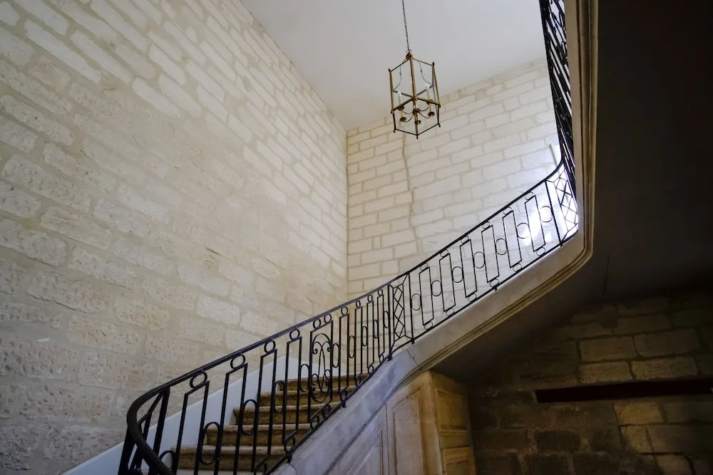 Avignon centre historique - Les Halles