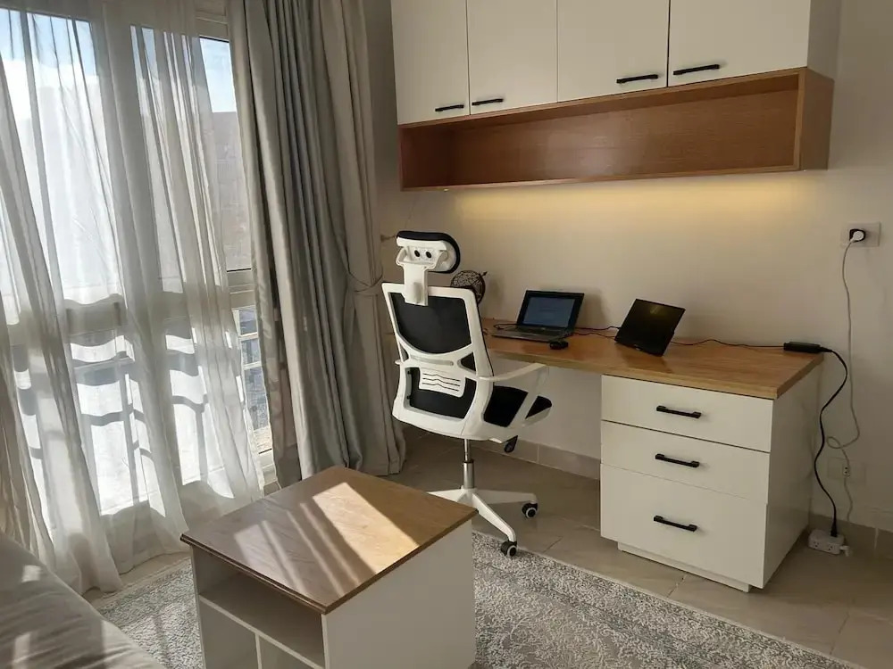 Cozy Retreat in Madinty & Work-Station