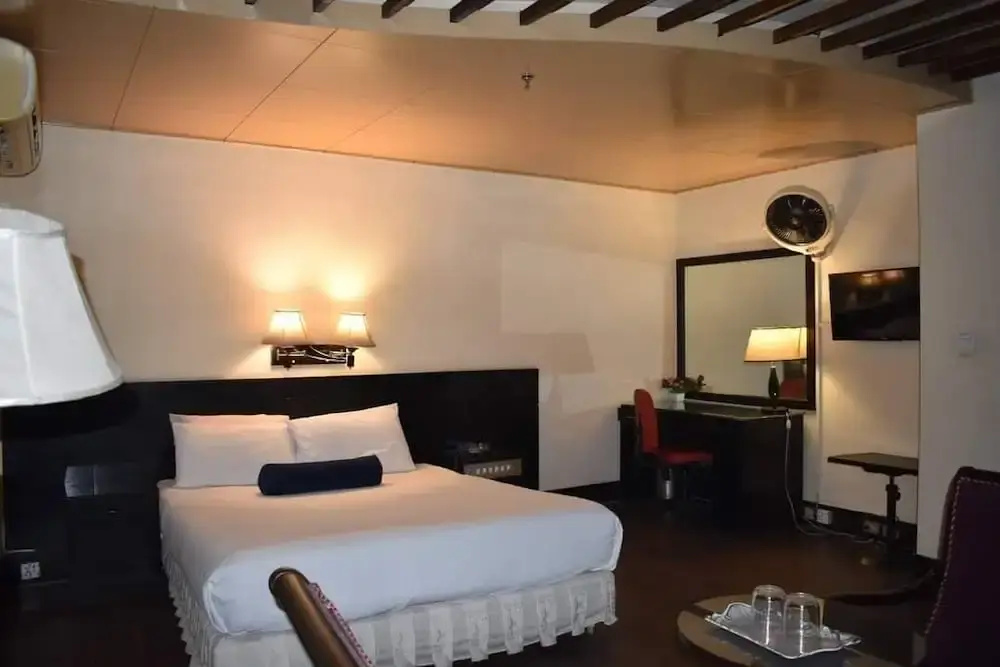 Al-safina Hotel