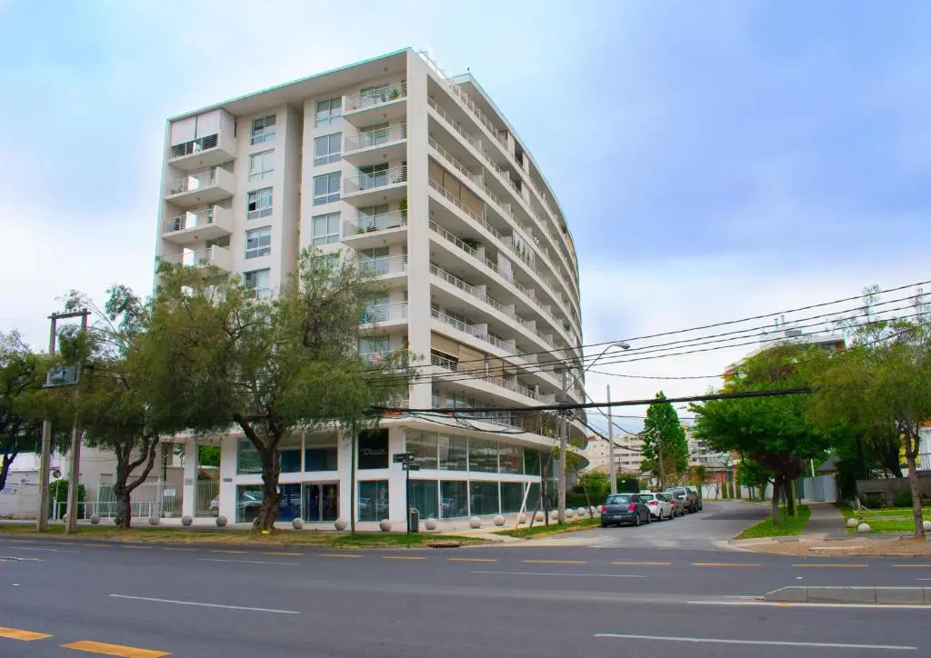 Carmelitas Contemporary II