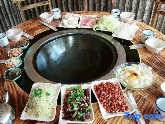 Northeast of Badaling, Beijing, Pang Shantou Tieguoyu Homestay