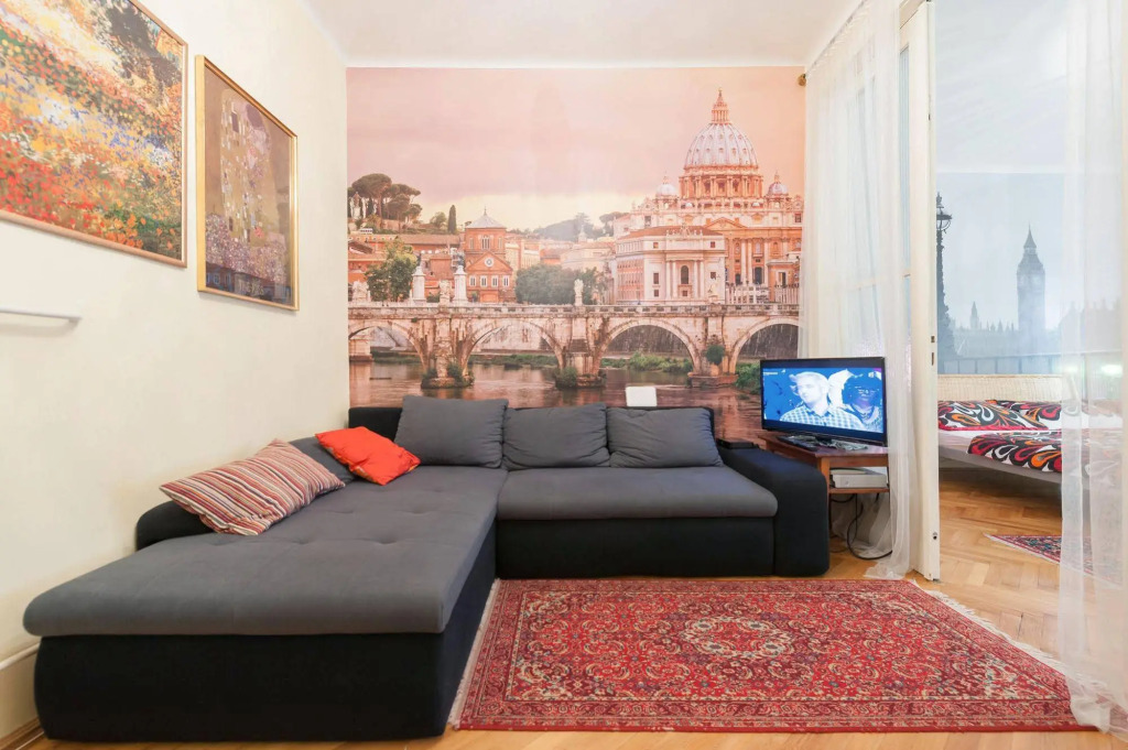 Parliament Apartment Downtown